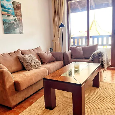 Апартаменты Mountain With Amazing View 2br, Free Parking *