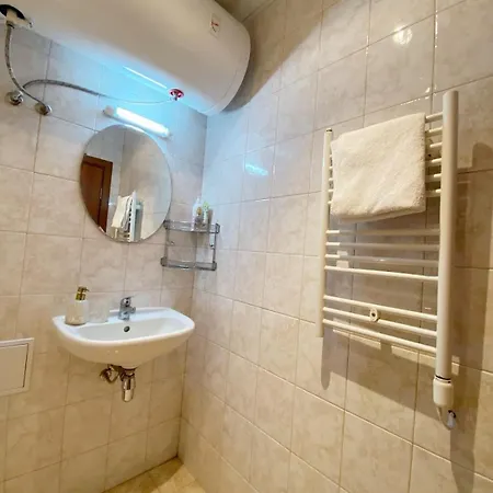 Mountain With Amazing View 2br, Free Parking